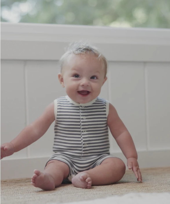 QUINCY Mae/RIBBED HENLEY ROMPER /OCEAN STRIPE /ロンパース【6-12M】