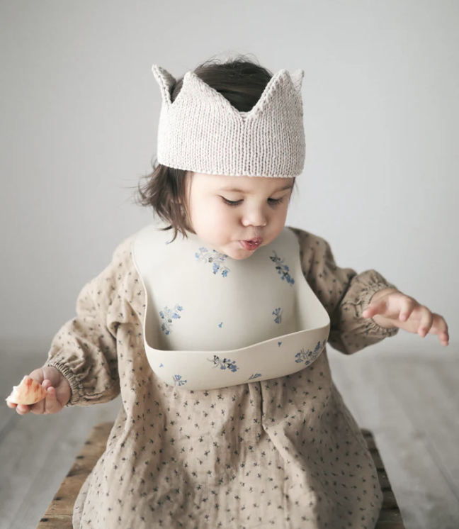 Mushie/Silicone Apron　お食事エプロン【Retro Cars/Dinosaurs/Lilac Flowers】