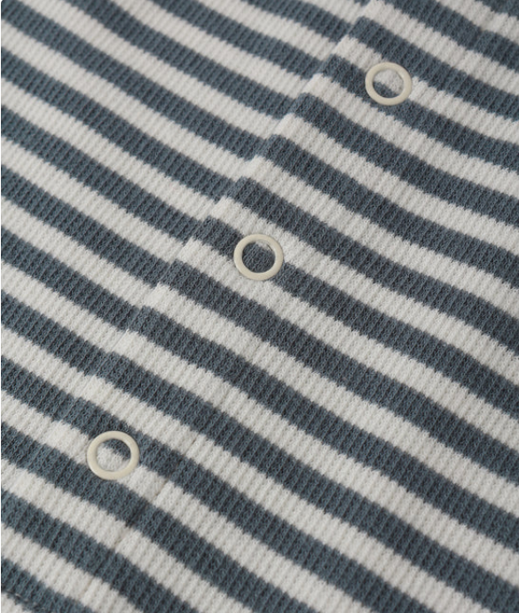 QUINCY Mae/RIBBED HENLEY ROMPER /OCEAN STRIPE /ロンパース【6-12M】