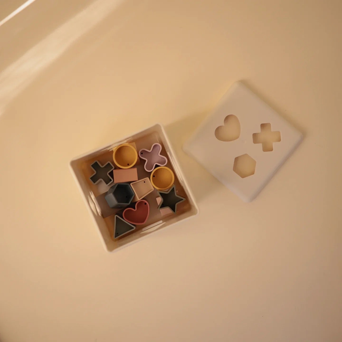 Mushie/Shape Sorting Box　型はめパズル【2種】