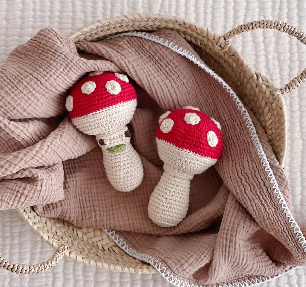 Myum/EMMA AMANITA　キノコのラトル