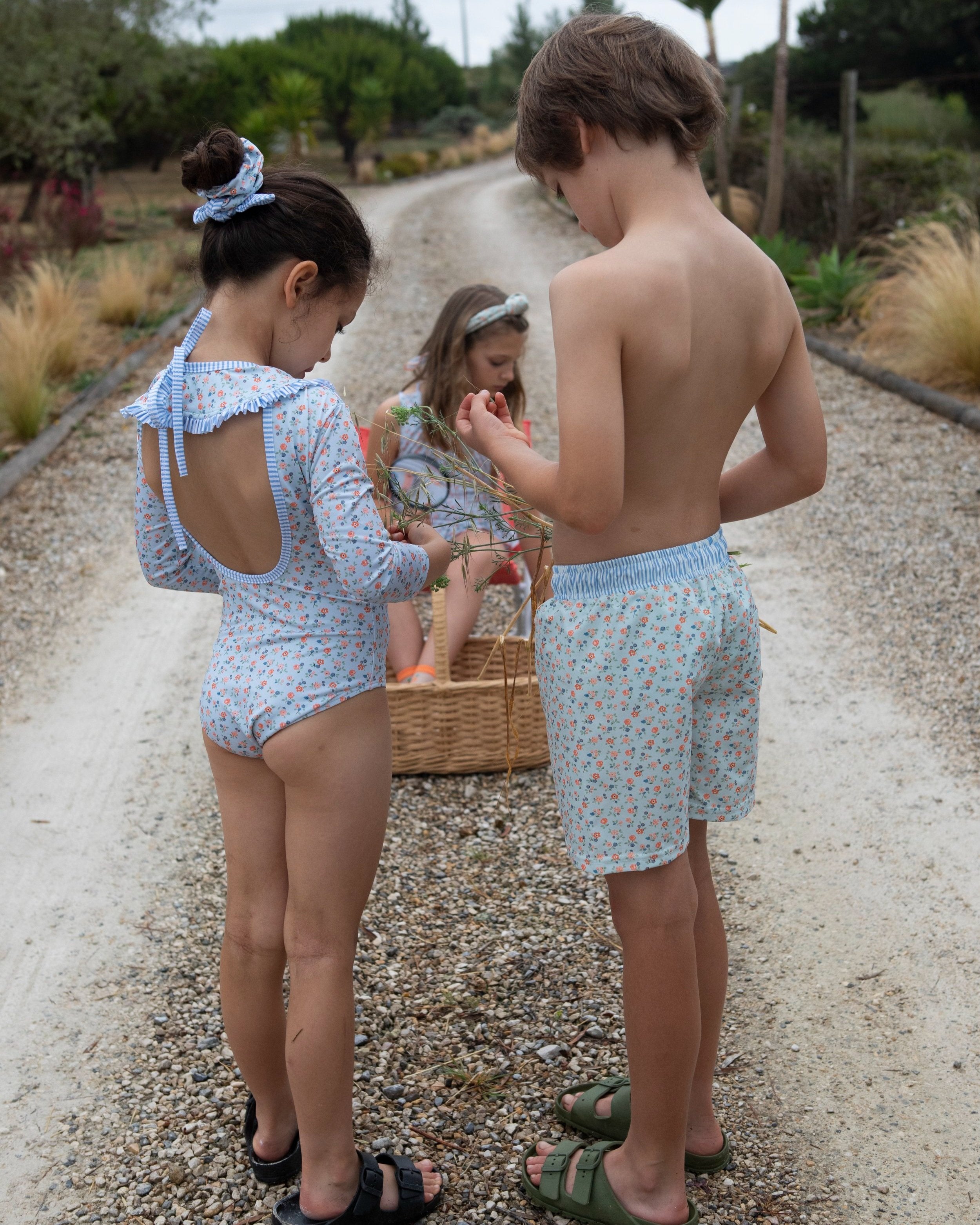 PAPER BOAT/Fragant flowers long sleeve swimsuit 【2Y・3Y】長袖水着