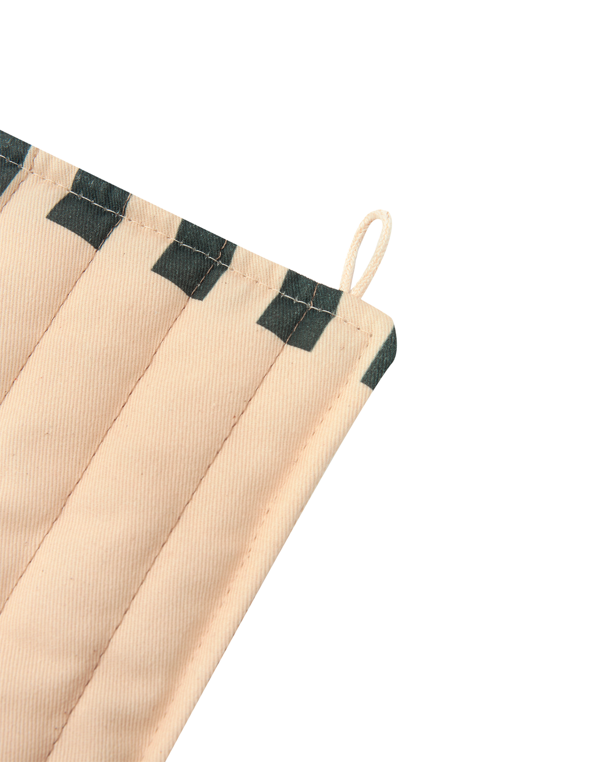 NOBODINOZ/ QUILTED WALL ORGANIZER　壁掛け