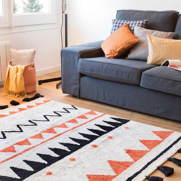 LORENACANALS – HOWMORE LIVING